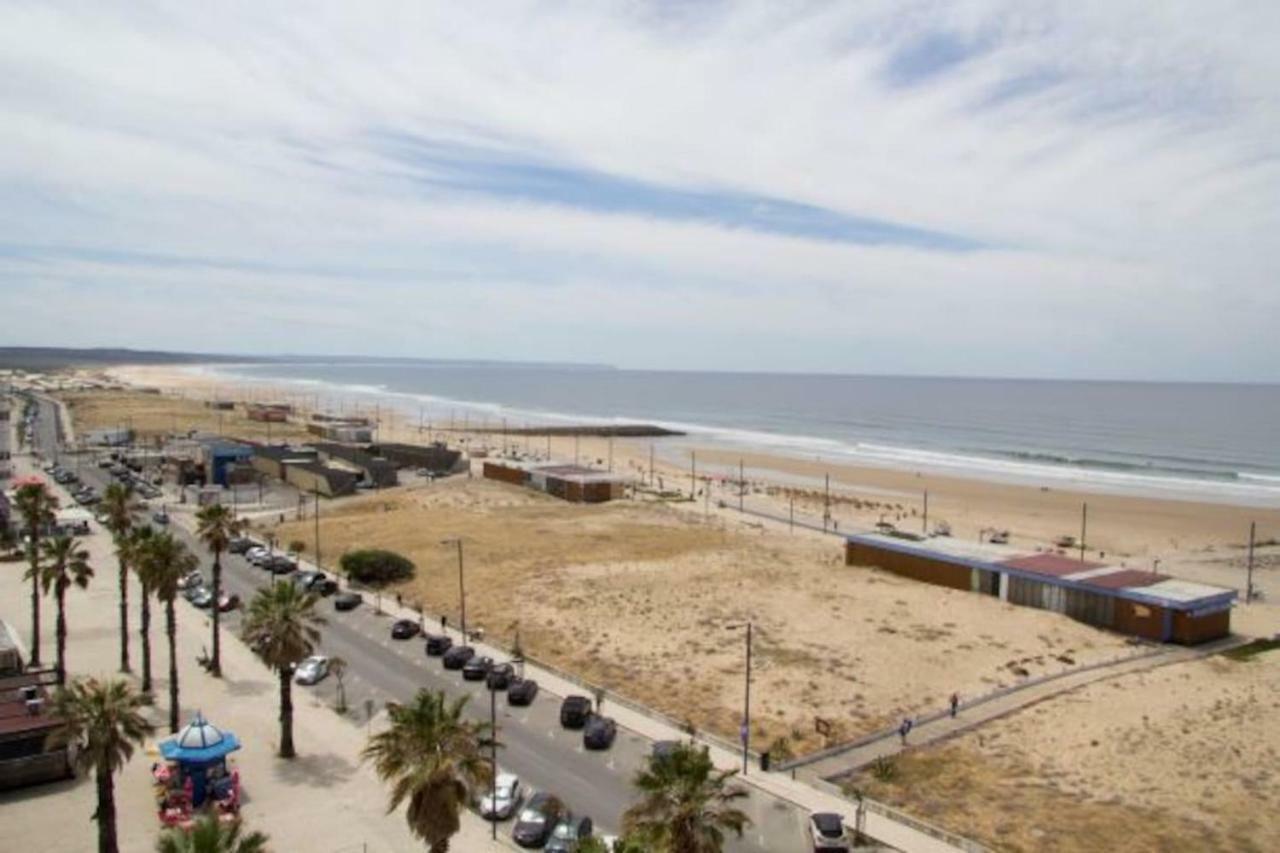 Wonderful Studio Apartment In Front Of The Beach Costa da Caparica Extérieur photo