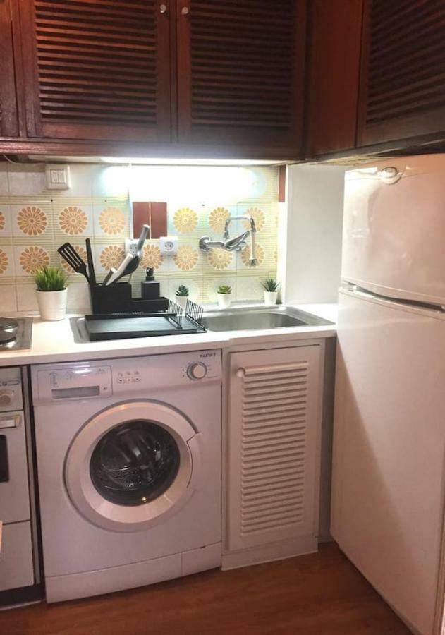 Wonderful Studio Apartment In Front Of The Beach Costa da Caparica Extérieur photo